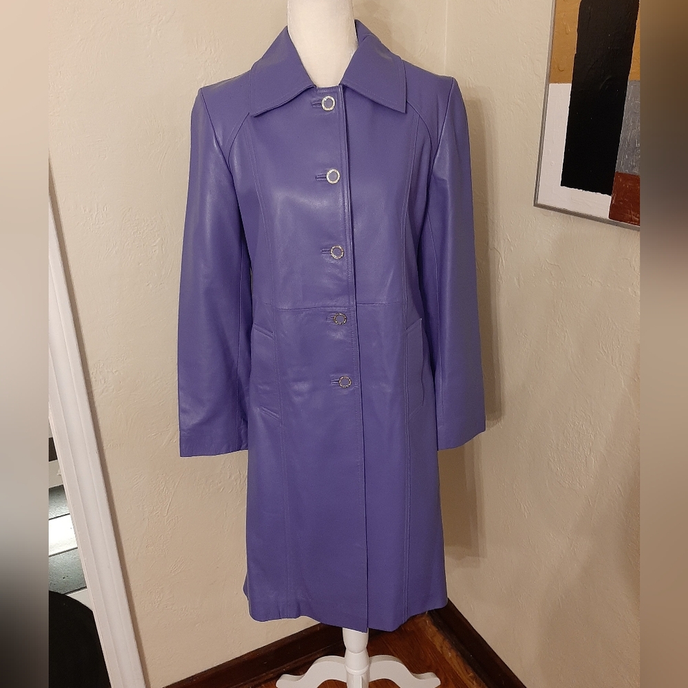 ST. JOHN Leather Coat